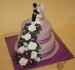 Svatební dort s kalami a růžemi